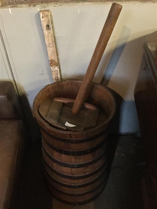 Butter churn